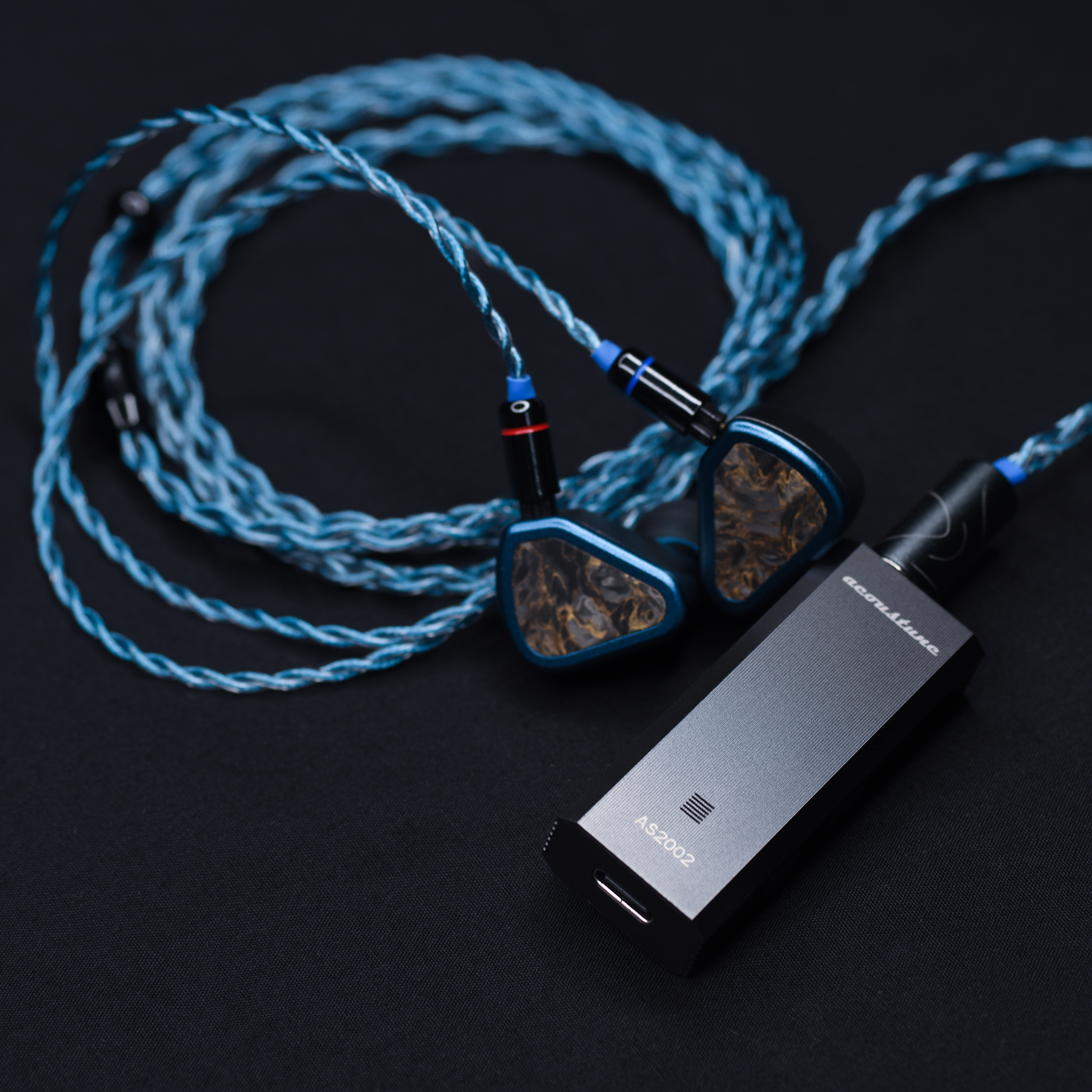 Titan x Acoustune AS2002 Bundle